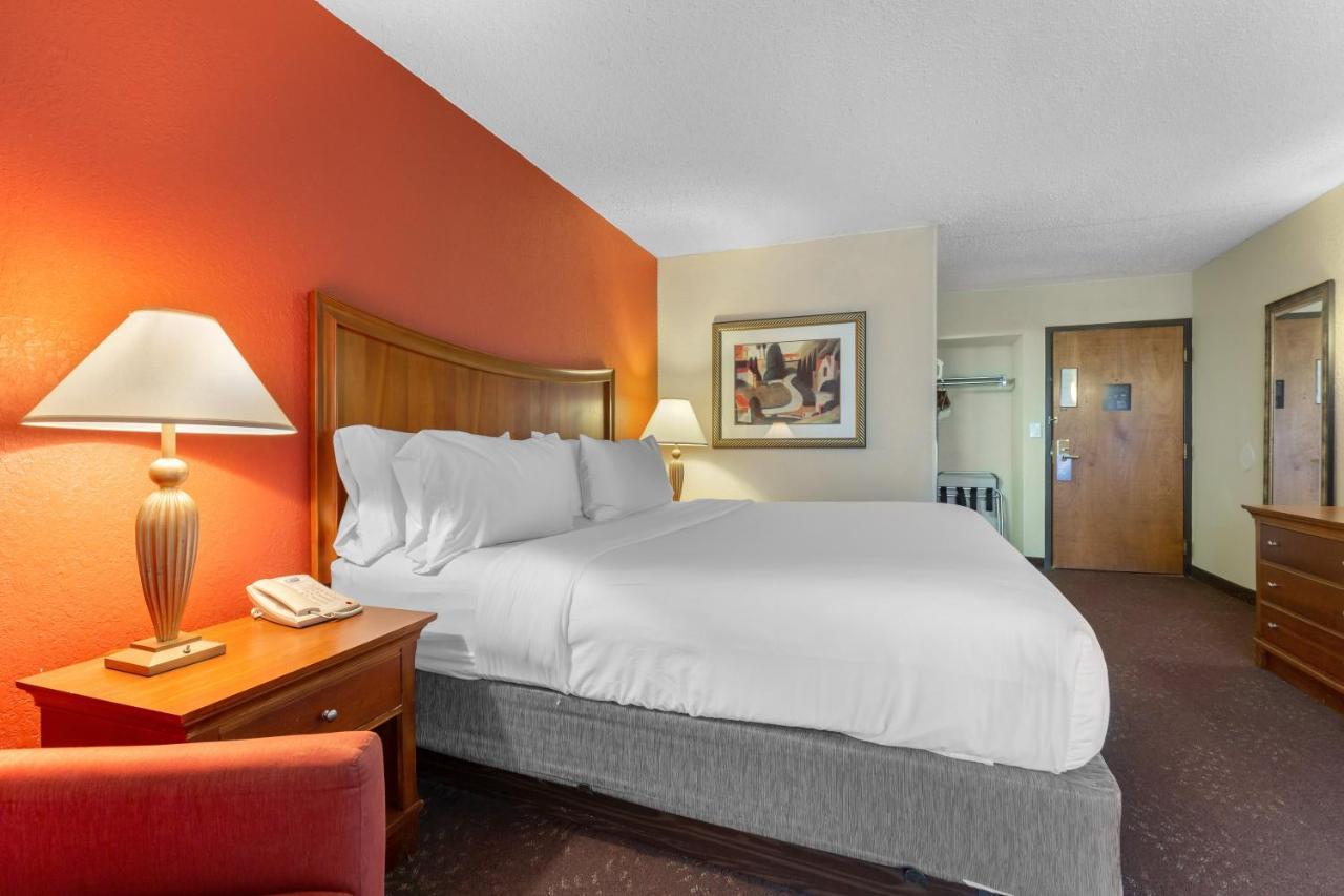 Holiday Inn Express Chicago-Downers Grove By Ihg Exteriör bild