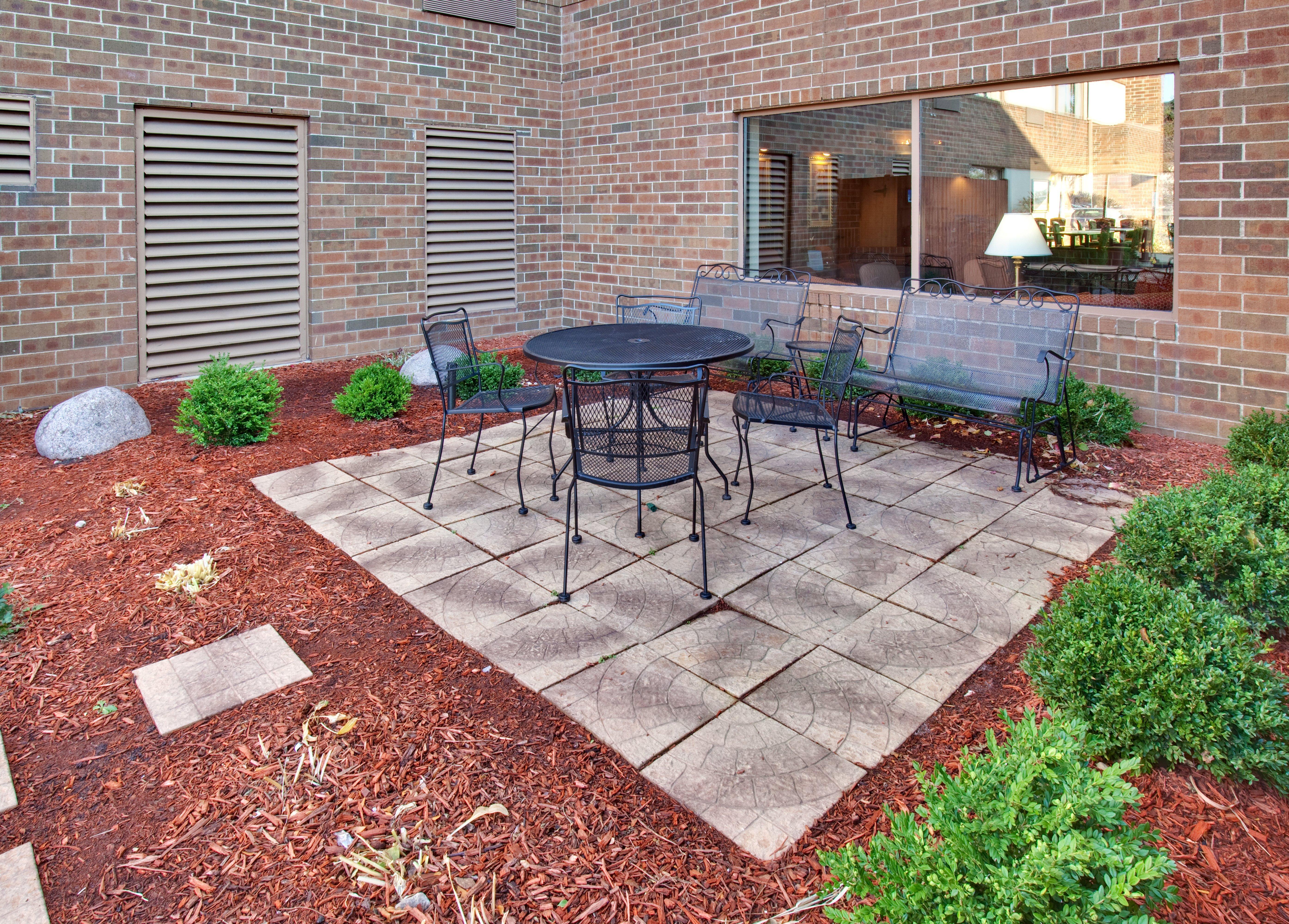 Holiday Inn Express Chicago-Downers Grove By Ihg Exteriör bild