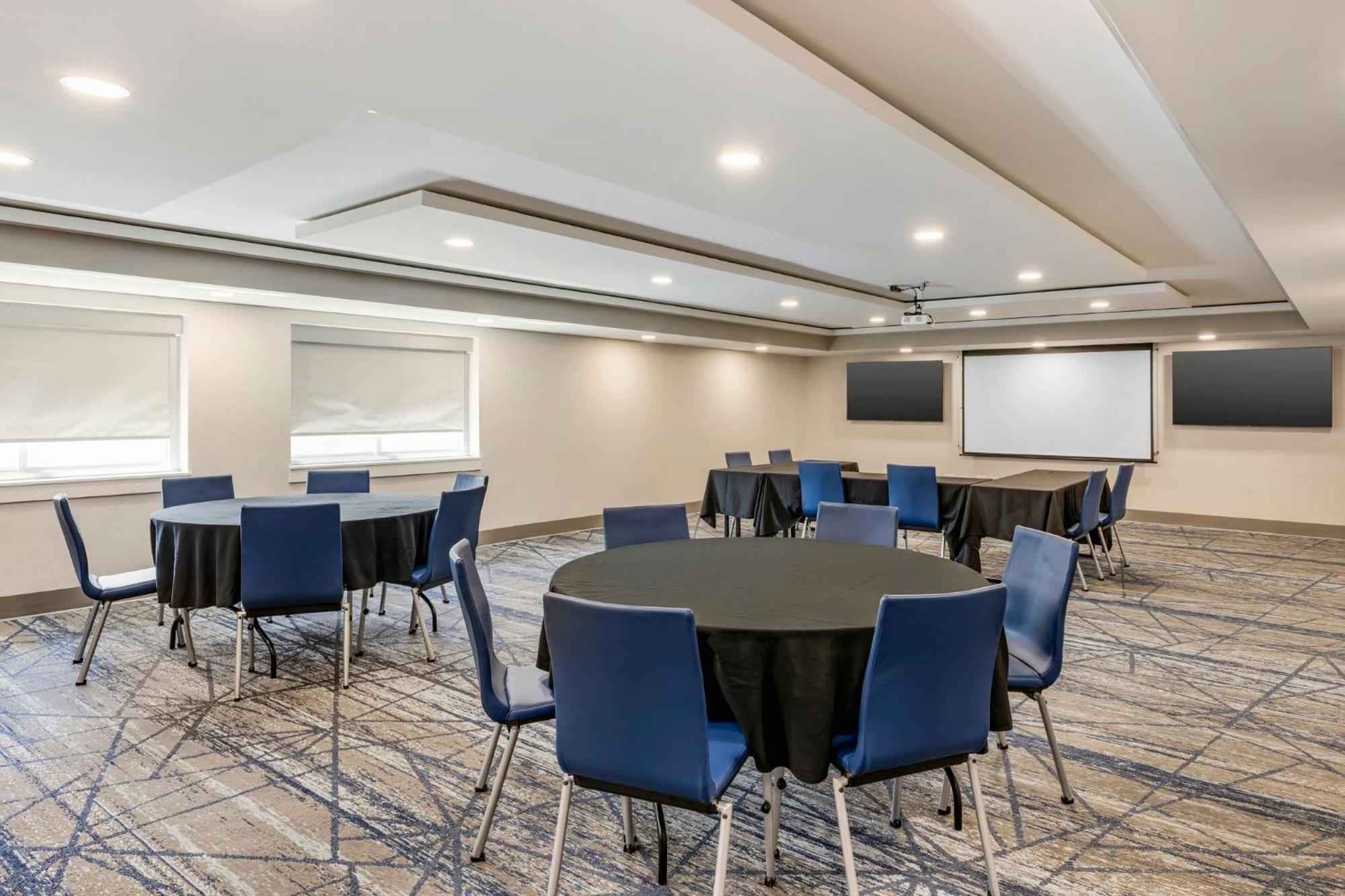 Holiday Inn Express Chicago-Downers Grove By Ihg Exteriör bild