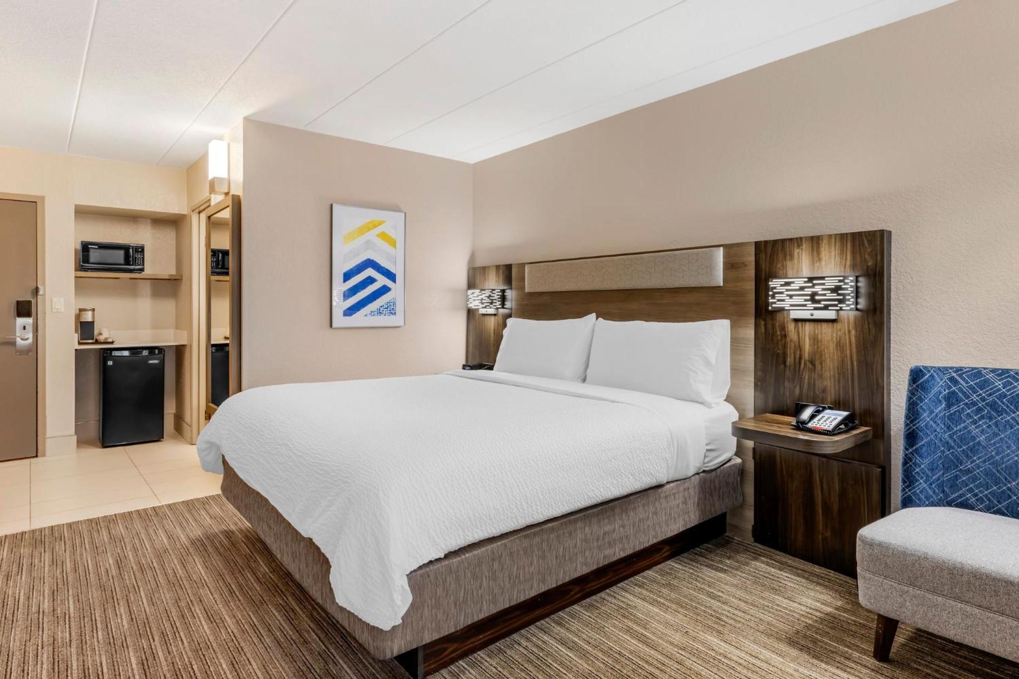 Holiday Inn Express Chicago-Downers Grove By Ihg Exteriör bild