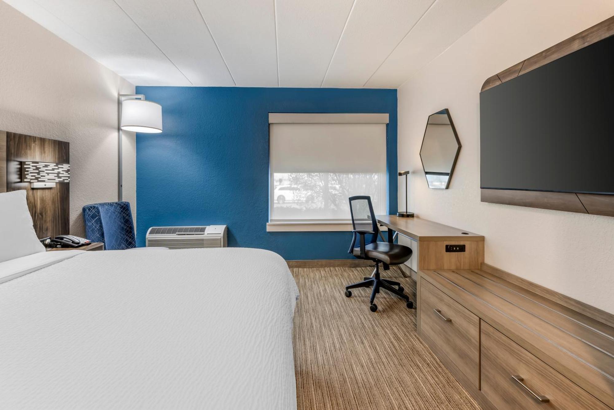 Holiday Inn Express Chicago-Downers Grove By Ihg Exteriör bild
